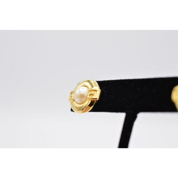 Givenchy Vintage Pearl Stud Earrings G GG Logo Gold Round Signed Post 1980s BinZ - Picture 8 of 12